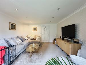Lounge- click for photo gallery